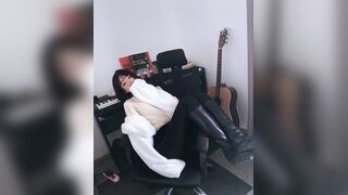Foreign friends feel the charm of Korean women!, ScatKings.com Scat Porn 2 ScatKings.com Scat Porn